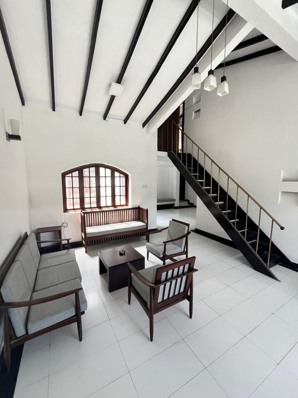 Lavinia Villa Dehiwala-Mount Lavinia Екстериор снимка