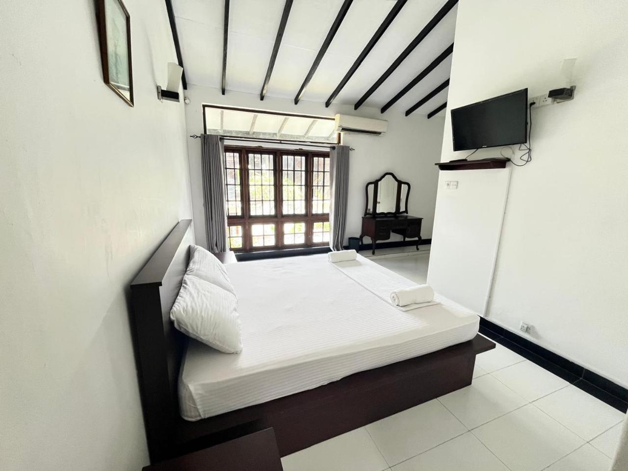 Lavinia Villa Dehiwala-Mount Lavinia Екстериор снимка