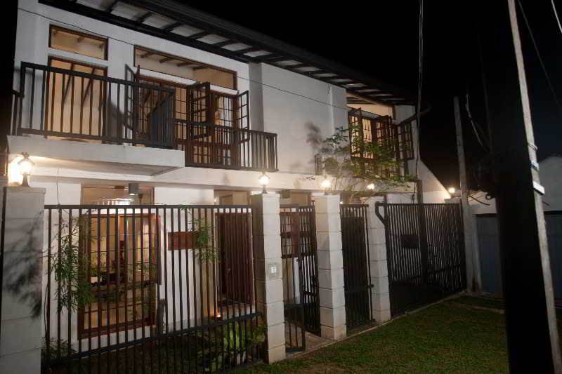 Lavinia Villa Dehiwala-Mount Lavinia Екстериор снимка