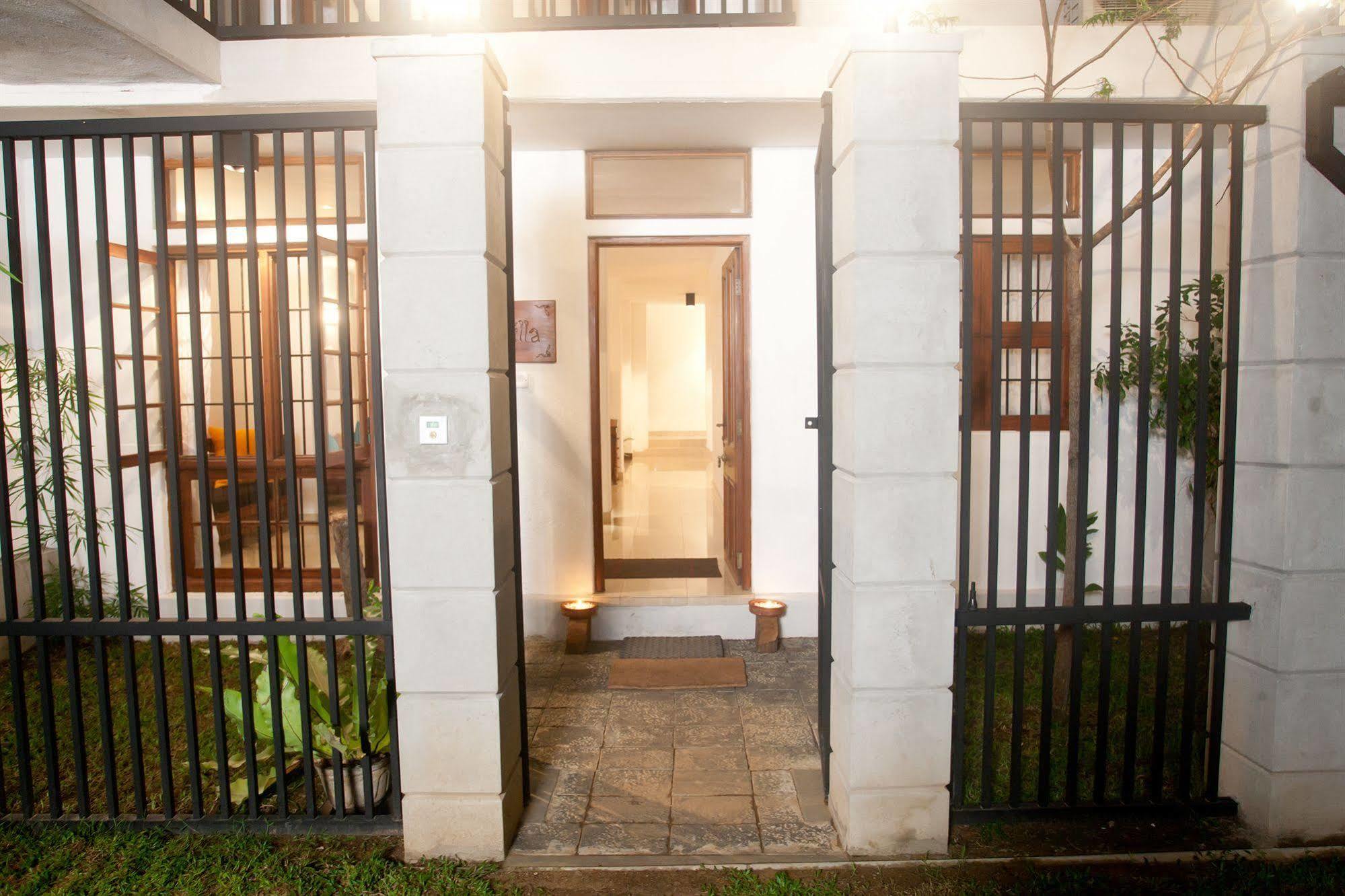 Lavinia Villa Dehiwala-Mount Lavinia Екстериор снимка