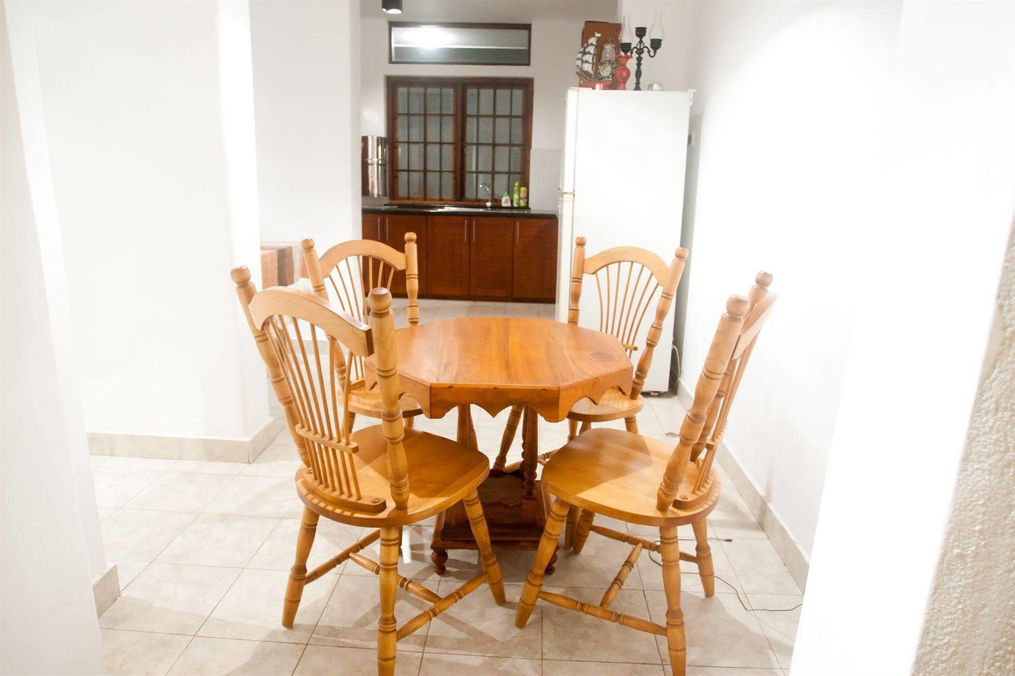Lavinia Villa Dehiwala-Mount Lavinia Екстериор снимка